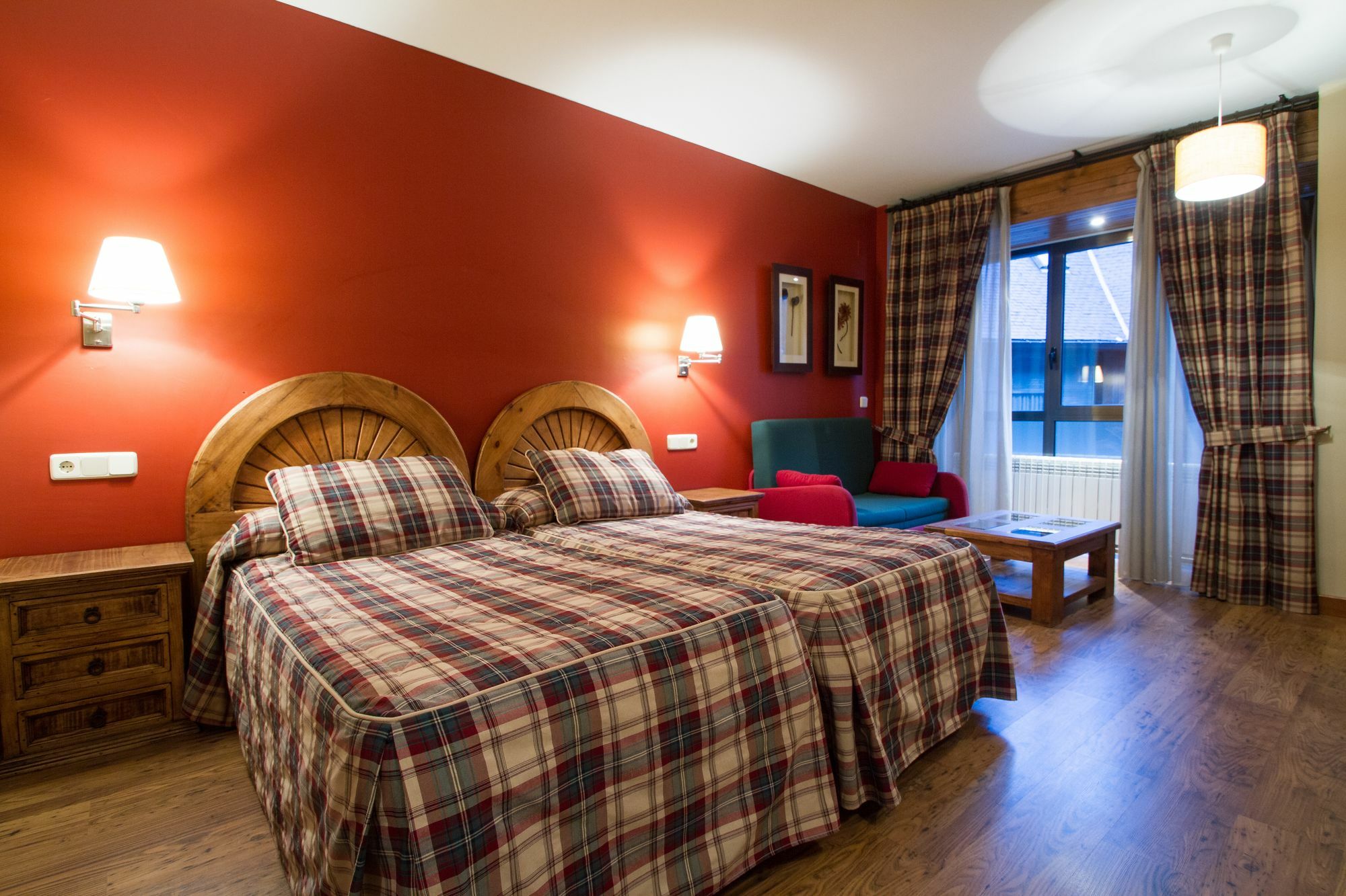 Gran Chalet Hotel&Petit Spa Vielha e Mijaran Buitenkant foto